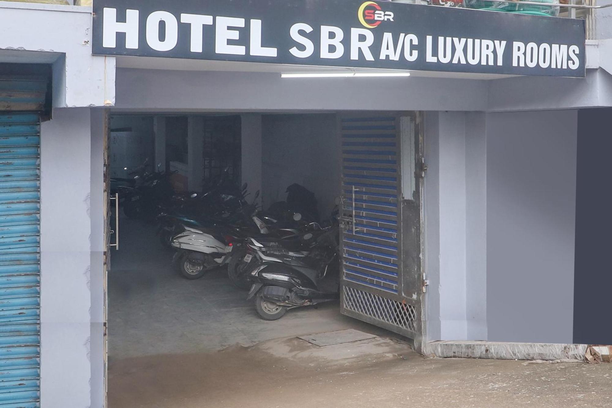מלון היידראבד Collection O Sbr Kondapur Near Rto Office מראה חיצוני תמונה